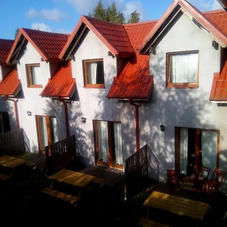 לינה וארוחת בוקר Willa Debki דאובקי